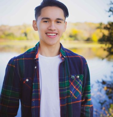 Ann-Arbor-Portrait-Photography2-min-1365x2048 (1)